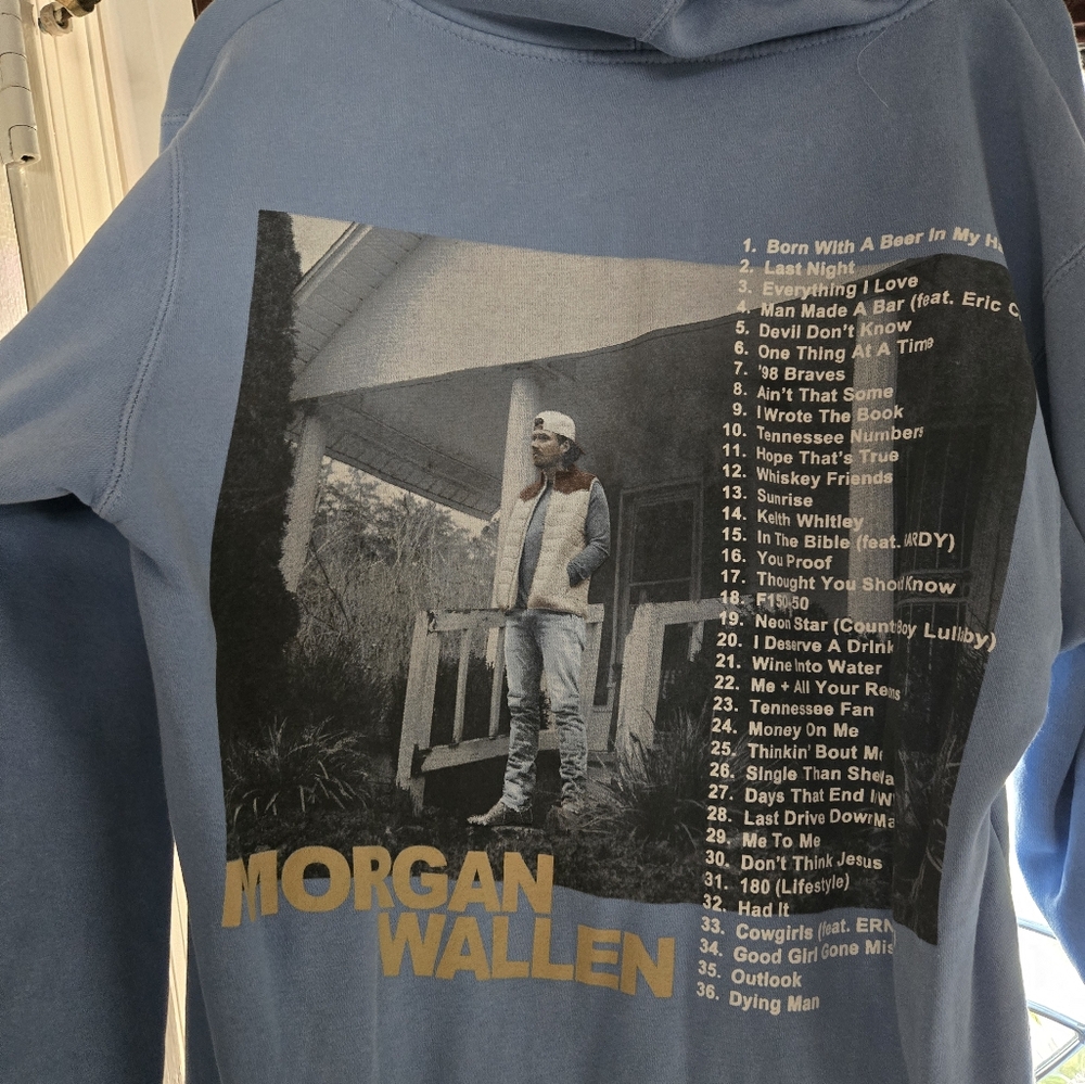 Morgan Wallen One day at a time tour sweatshirt